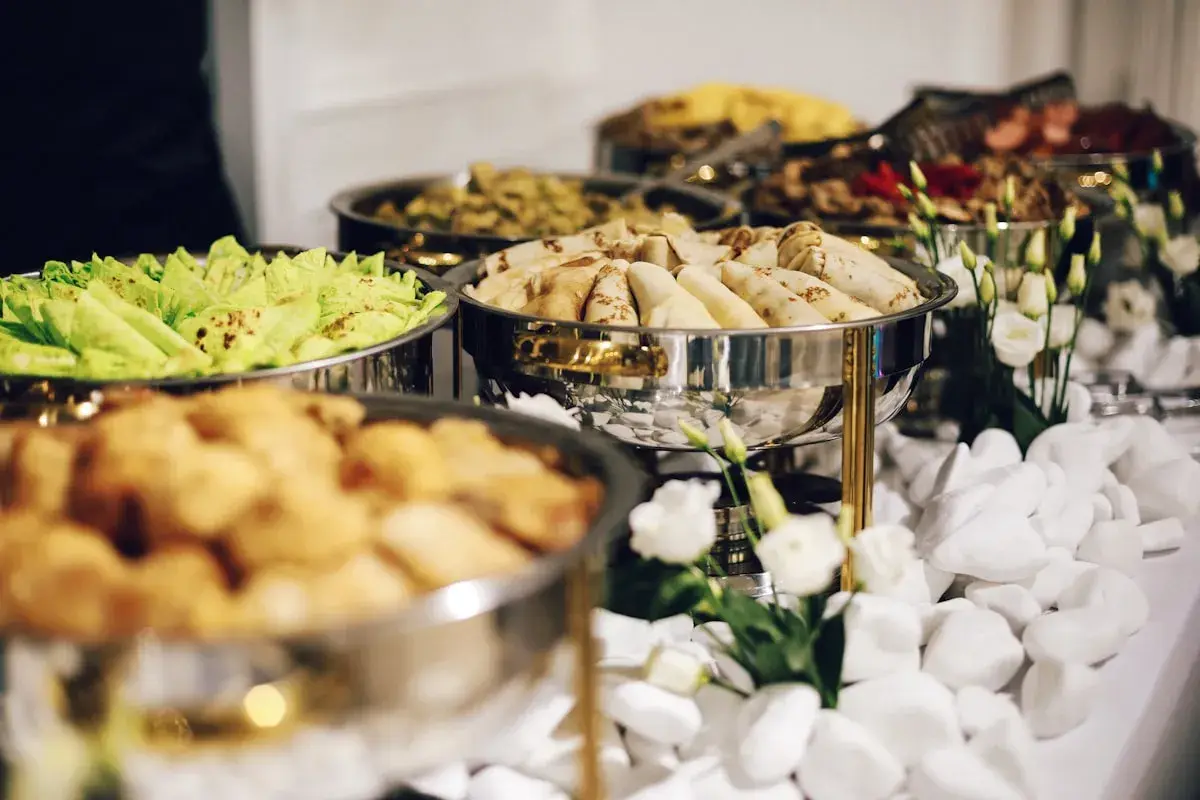 เพลงเปิดร้านบุฟเฟ่ต์: ควรให้ลูกค้ากินเร็วหรือกินช้าดี?