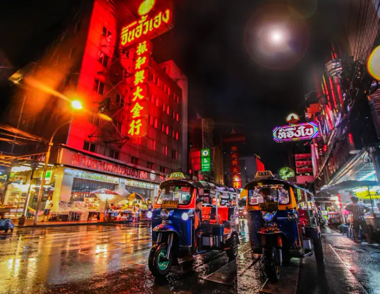 ถนนร้านค้าในประเทศไทย