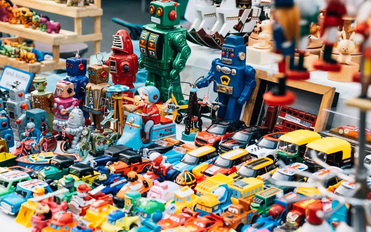 Toy & Hobby